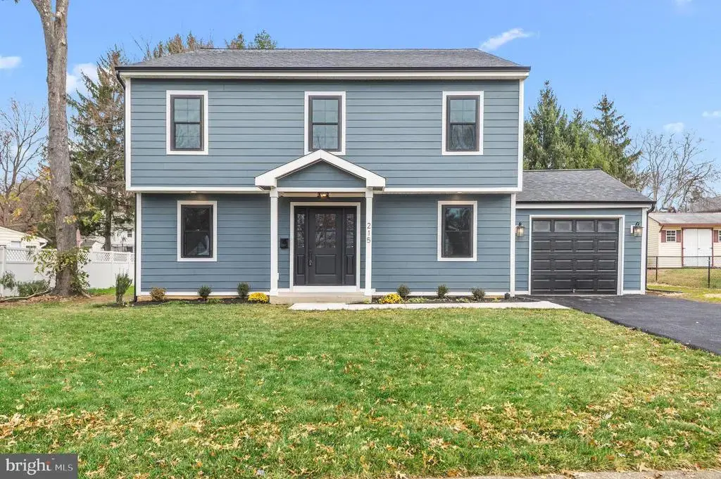 215 N Franklin St, DOYLESTOWN