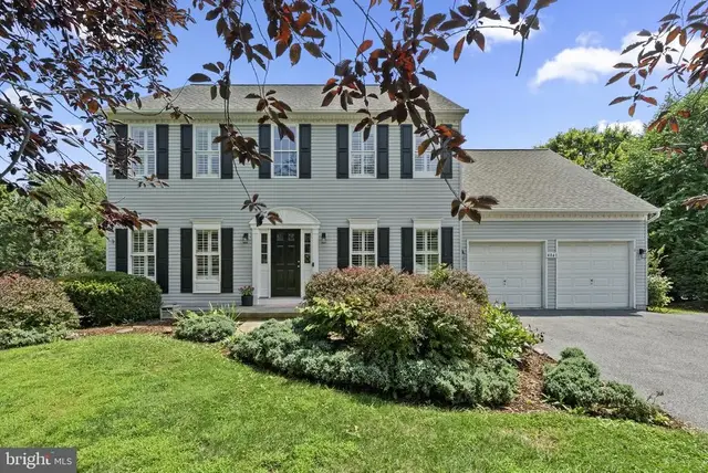 4041 Lomar, Mount Airy