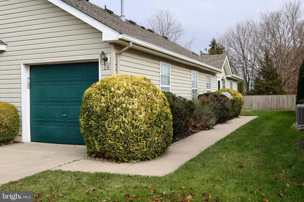 28 Palmer Sq, BEVERLY