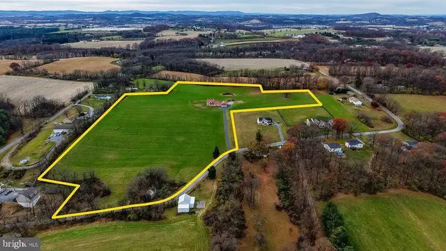 130 Troxel Rd, Shoemakersville