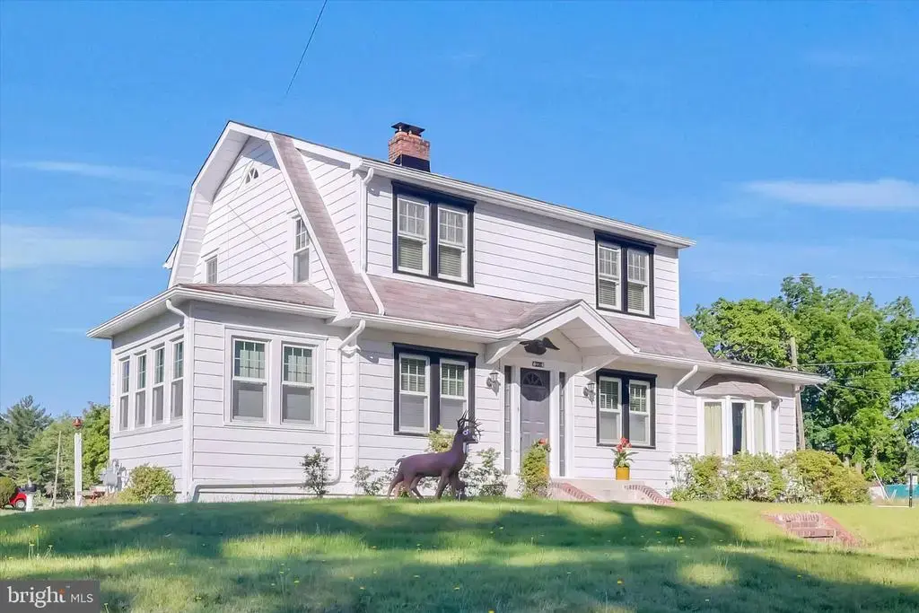 222 Berlin Rd N, LINDENWOLD