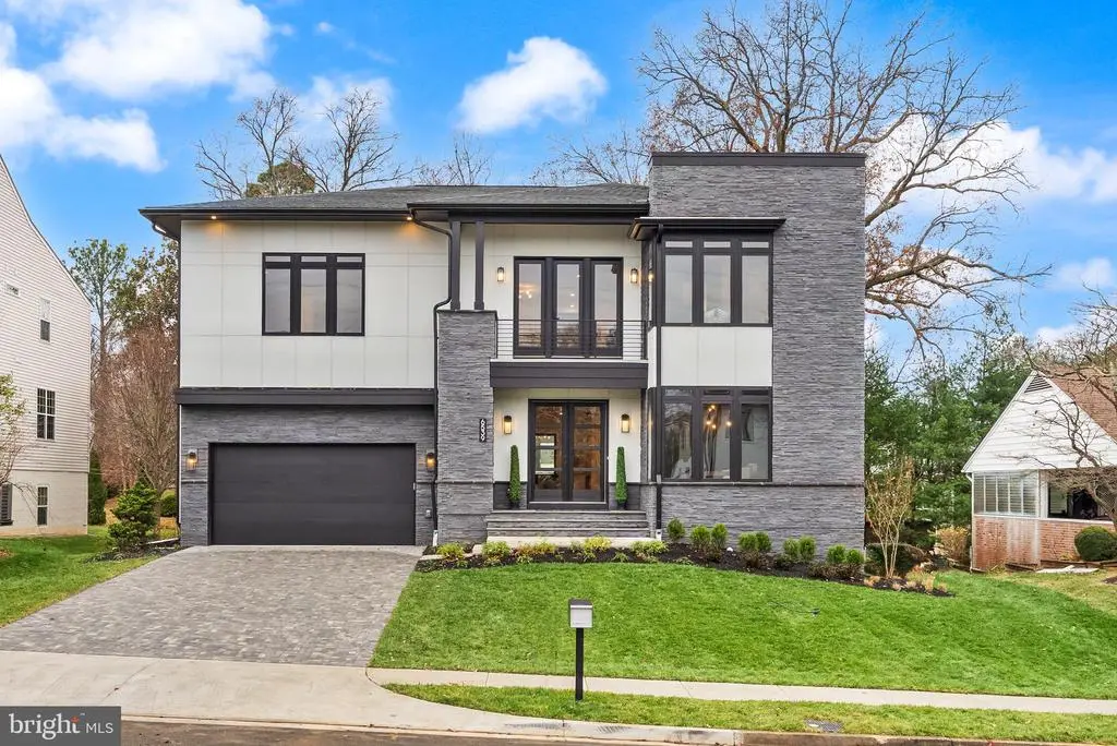 6539 Fairlawn Dr, MCLEAN