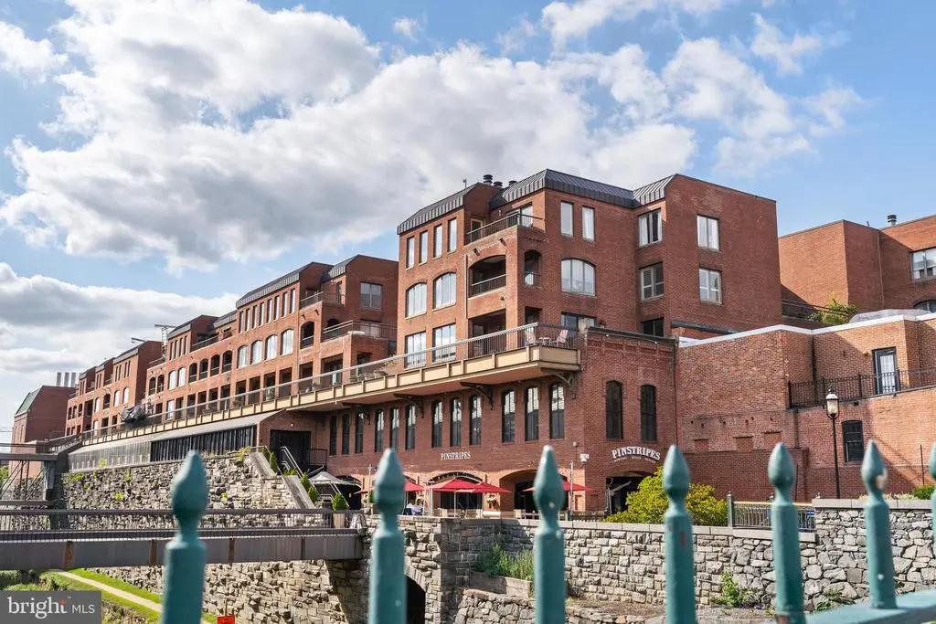 1080 Wisconsin Ave Nw #305, WASHINGTON