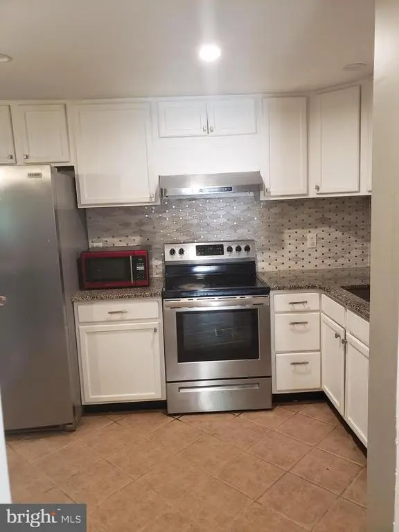 3 Sagebrush Ct, Nottingham