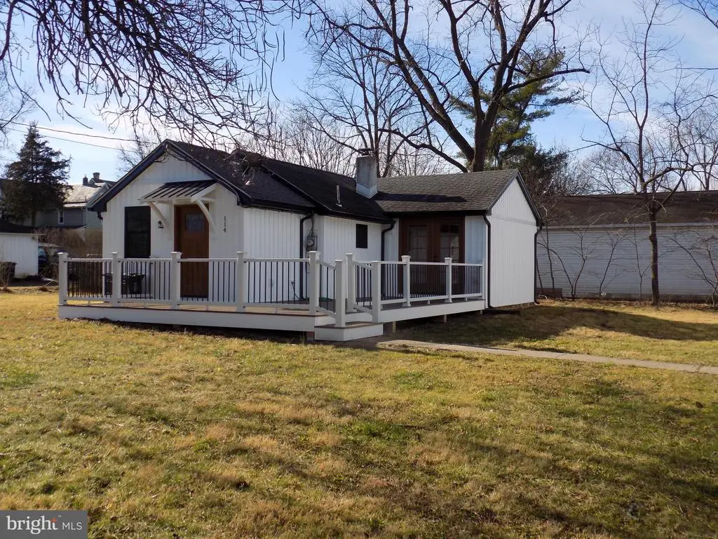 114 N Penrose St, QUAKERTOWN