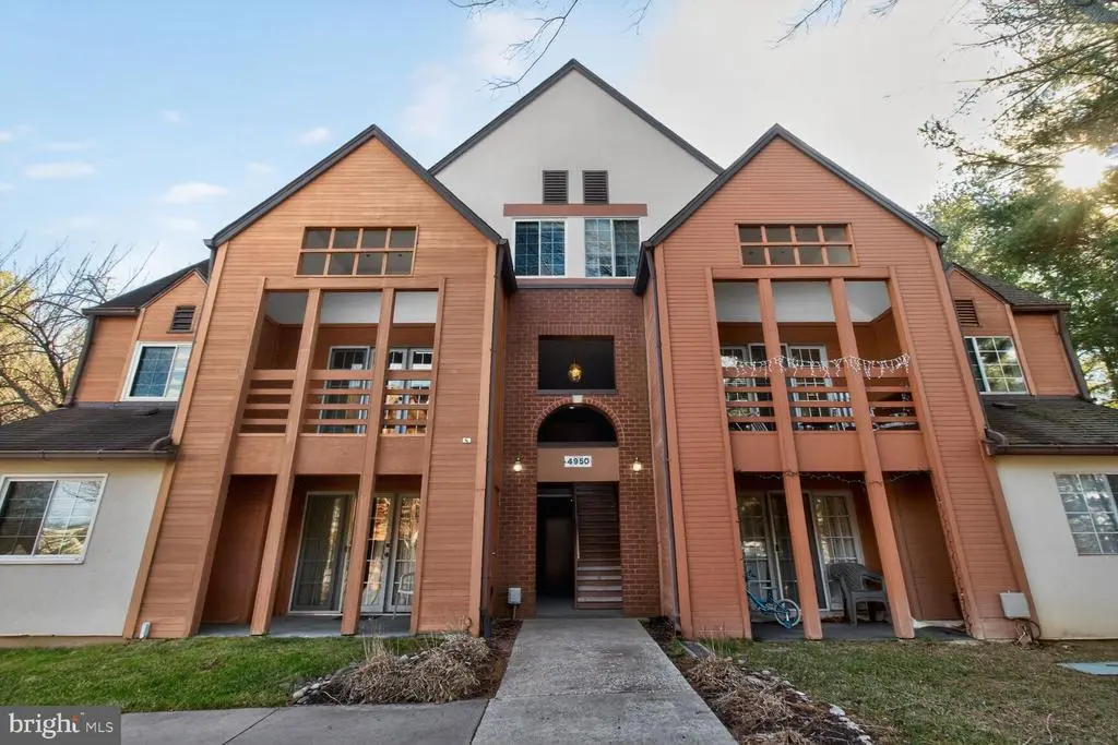 4950 Columbia Rd #3, Columbia