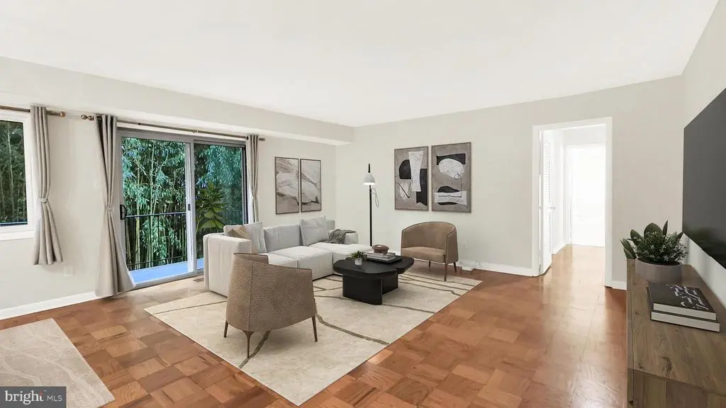 10655 Montrose Ave #103, BETHESDA