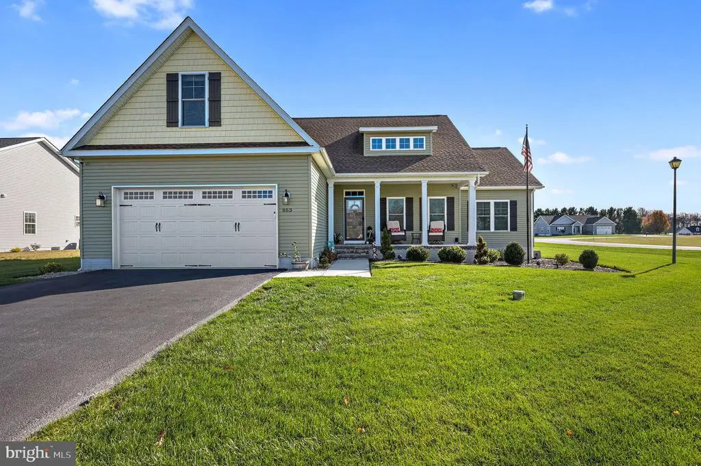 853 Greenbrook Dr, MILFORD