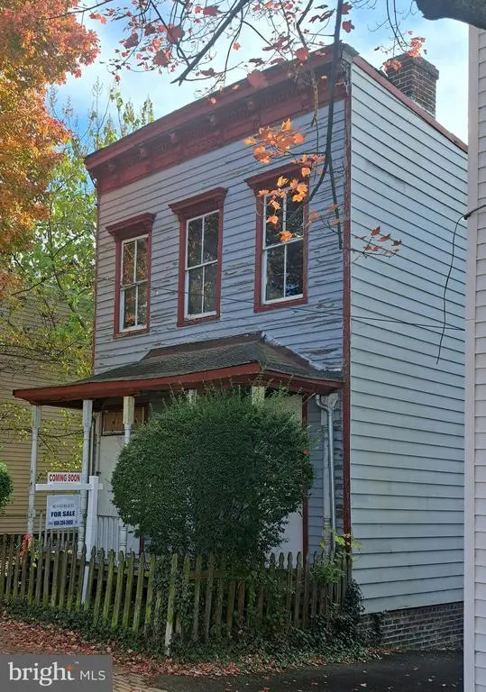 2507 E Clay St, RICHMOND