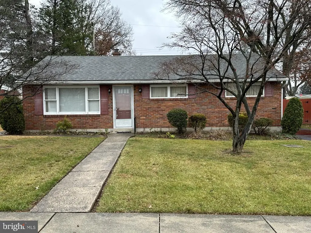 105 Fairmount Ave, READING