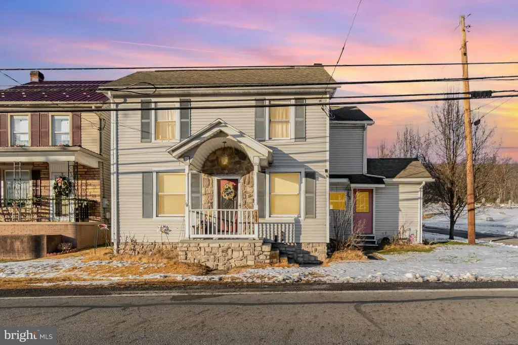 599 E Market St, WILLIAMSTOWN