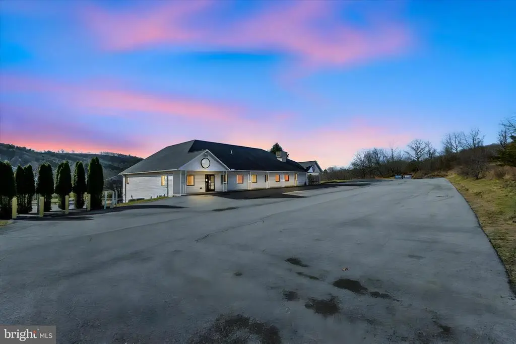 200 Pinebrook Pl, ORWIGSBURG