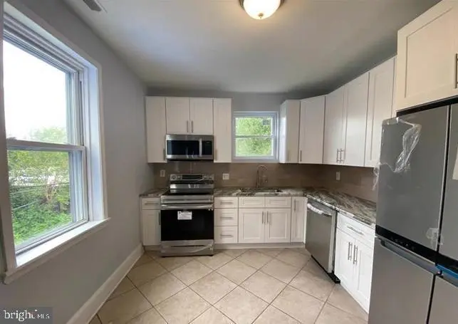 775 S Front St #2nd Floor, PHILADELPHIA