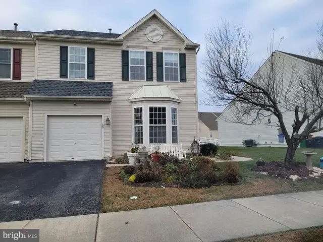40 S Cummings Dr, Middletown