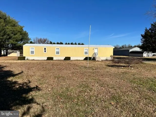 16335 Abbotts Pond Rd, MILFORD