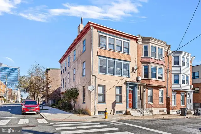 411 W 8th St, Wilmington