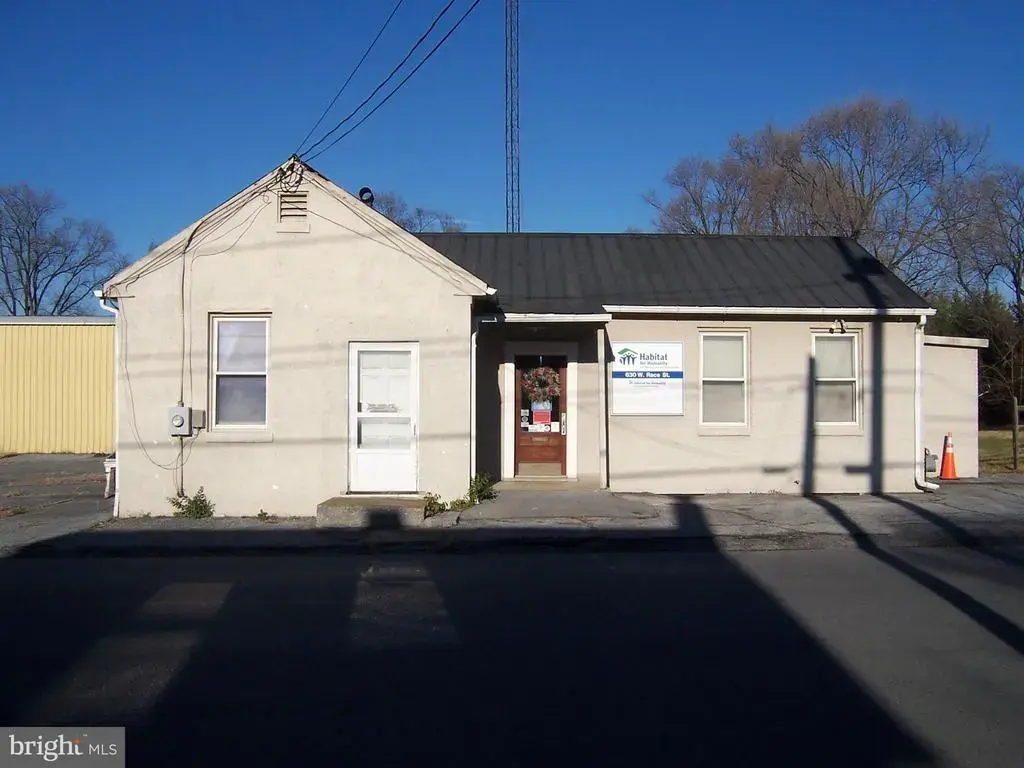 630 W Race St, MARTINSBURG