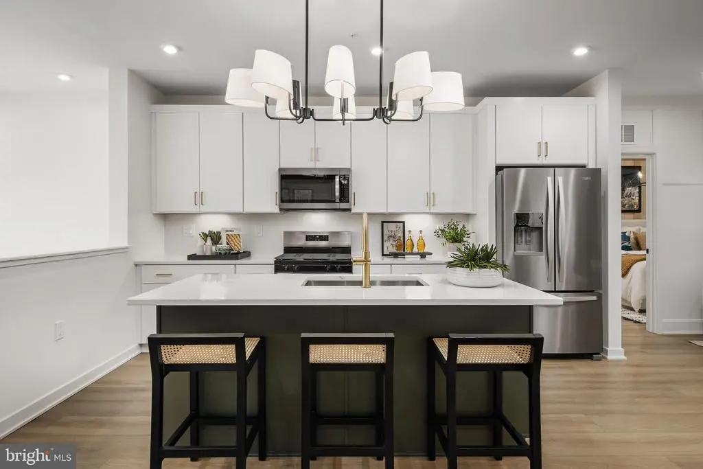 4753 Sully Point Ln, CHANTILLY