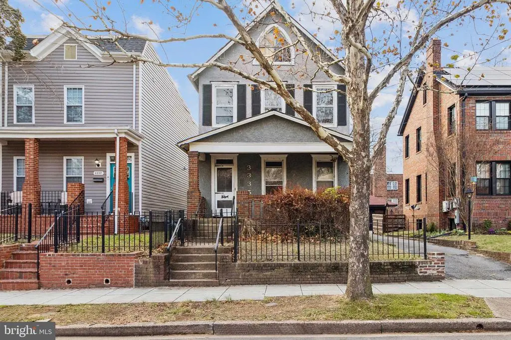 3335 5th St Se, WASHINGTON