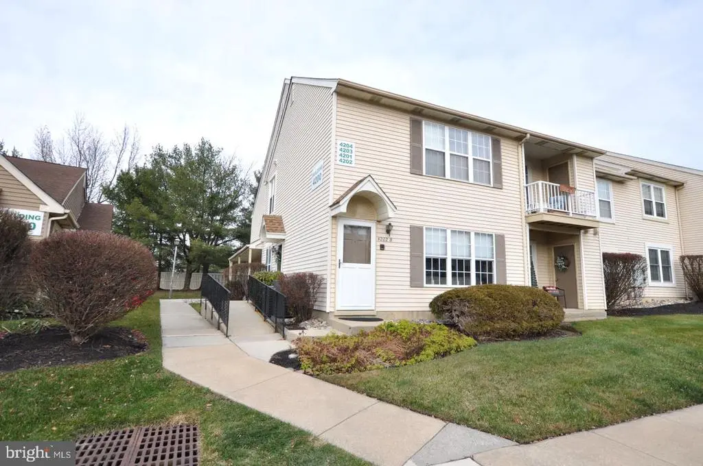 4204-b Adelaide Dr, MOUNT LAUREL