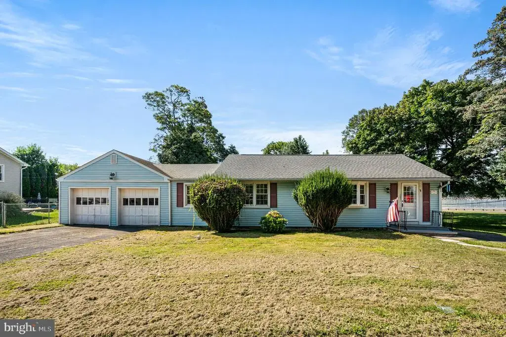 2225 Palmer Ave, BRISTOL