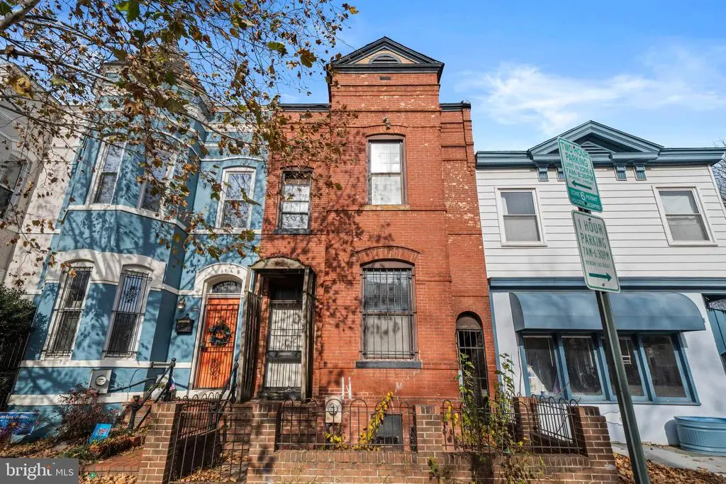 1362 E St Se, WASHINGTON