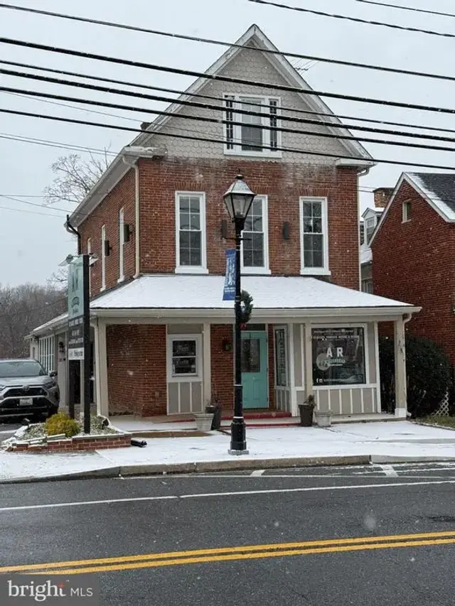 324 Main St, Reisterstown