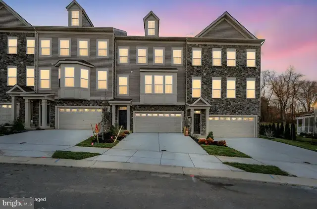 257 Grove View Dr, Hockessin
