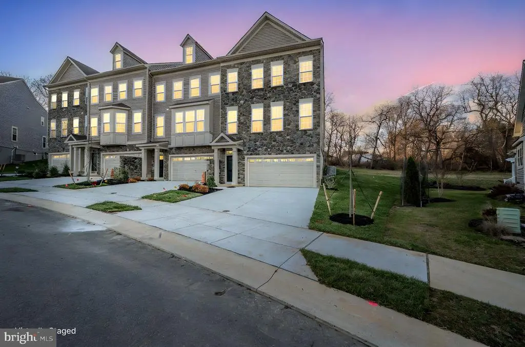 259 Grove View Dr, Hockessin