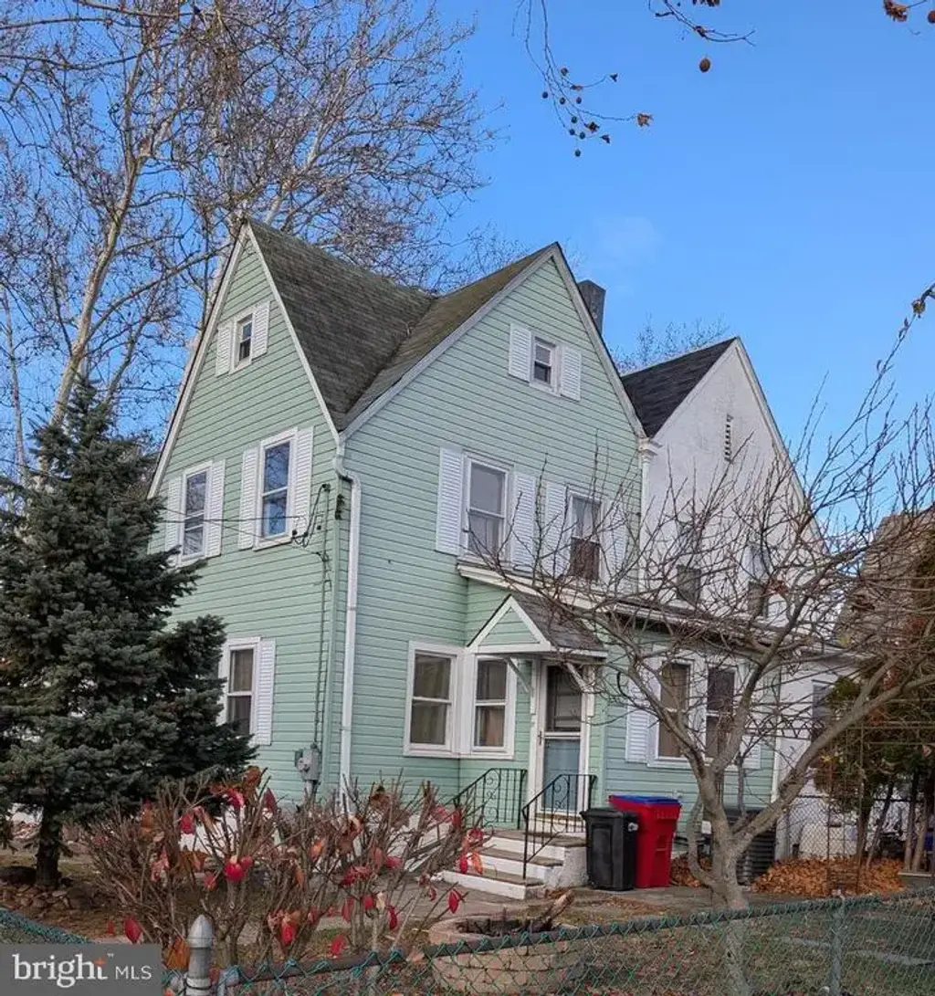 1506 Trenton Ave, BRISTOL