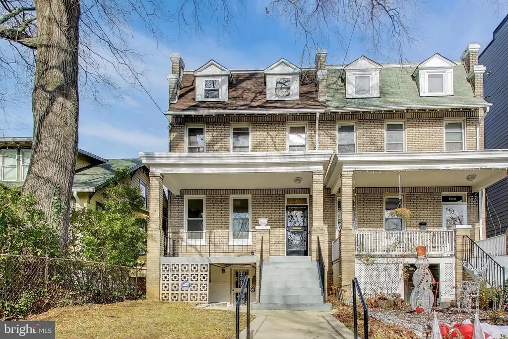 1311 Longfellow St Nw, Washington