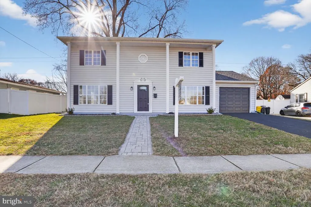 1033 Genine Dr, Glen Burnie