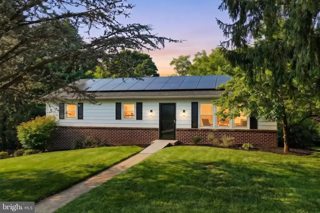 230 Kirsta Ln, DALLASTOWN