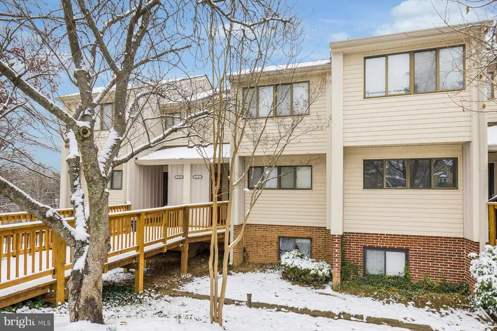 2105 Old Landing Way, WOODBRIDGE