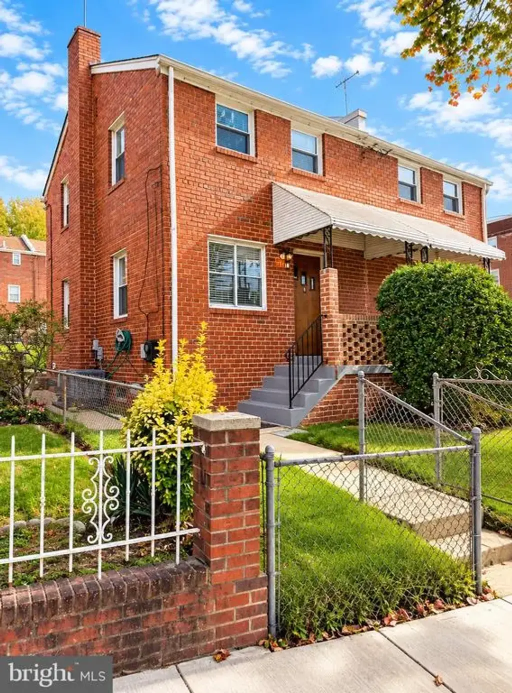 374 Chaplin St Se, WASHINGTON