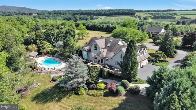 1161 Sunset Dr, Orwigsburg