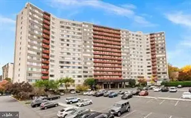 5340 Holmes Run Pkwy #706, Alexandria