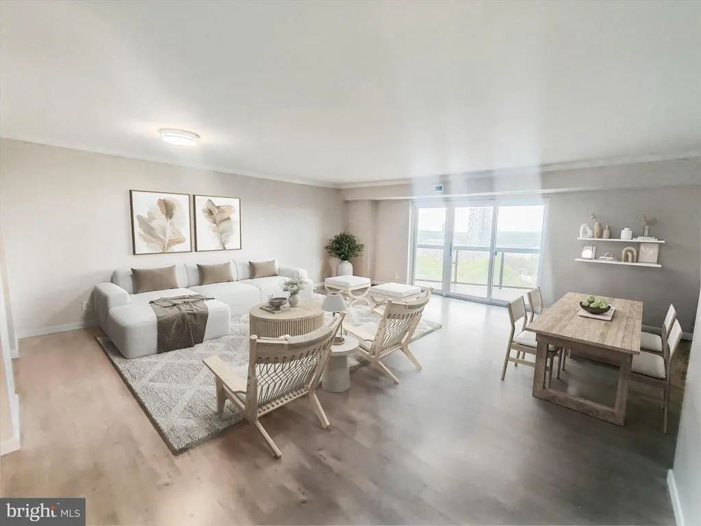 8370 Greensboro Dr #916, MCLEAN