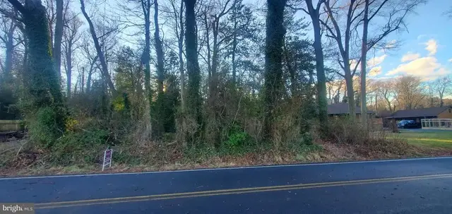 Gour Rd, Chesapeake City