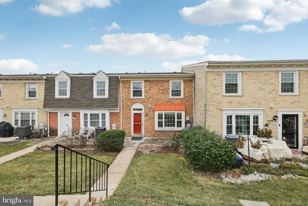 9075 N Laurel Rd #e, Laurel