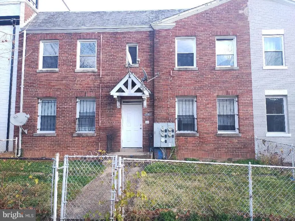 1409 Staples St Ne, WASHINGTON