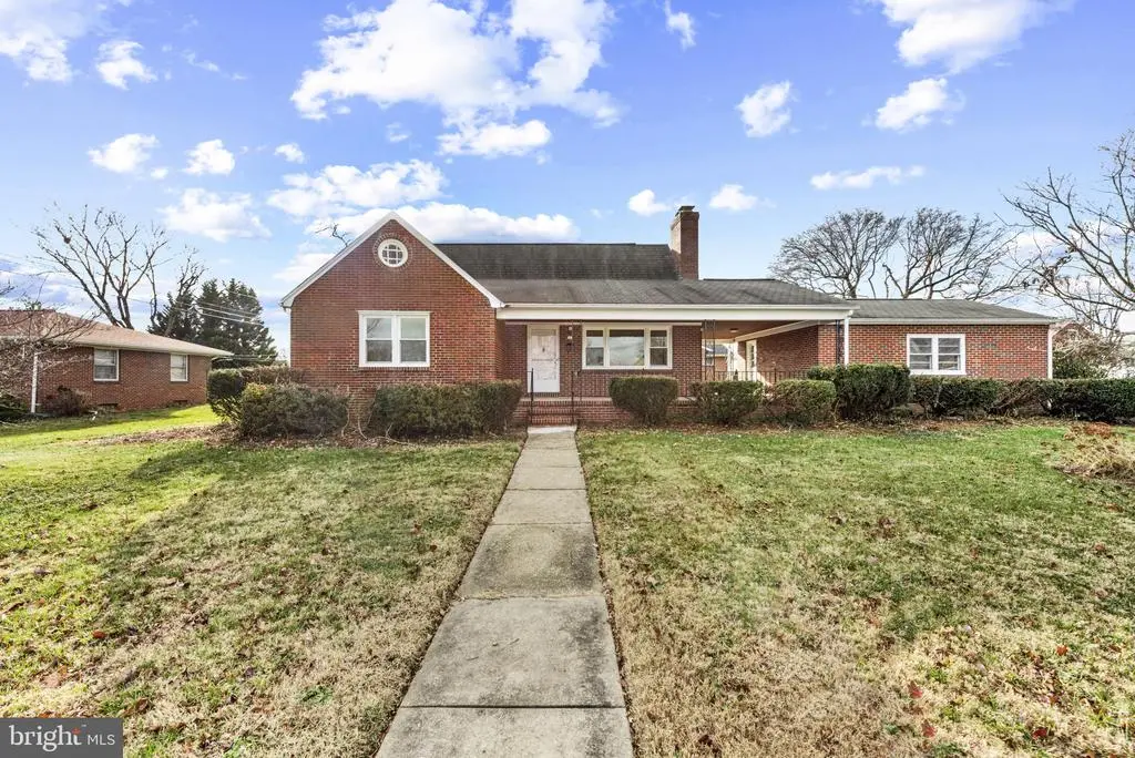 701 E Maple Rd, Linthicum Heights