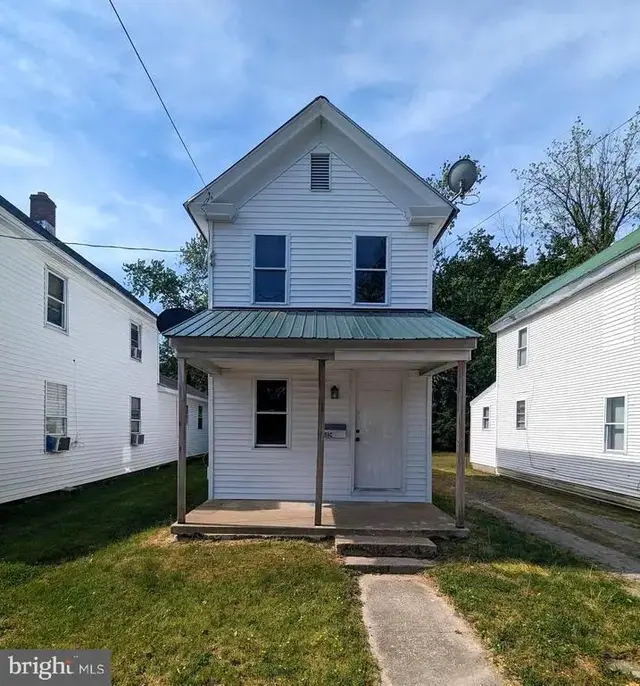810 Washington St, Cambridge