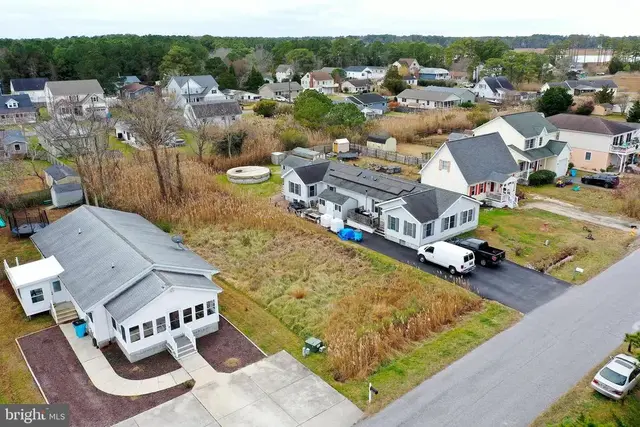 12434 Windsor Rd, Ocean City