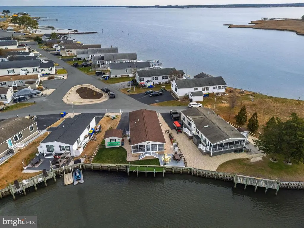 34215 River Rd, Long Neck