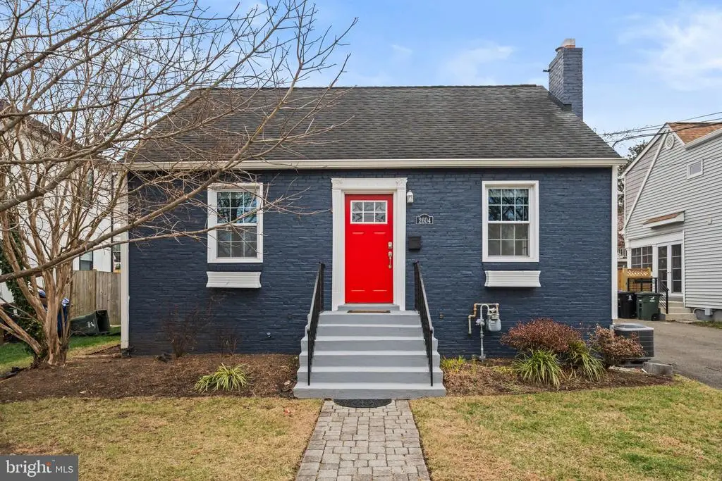 2604 1st St S, ARLINGTON