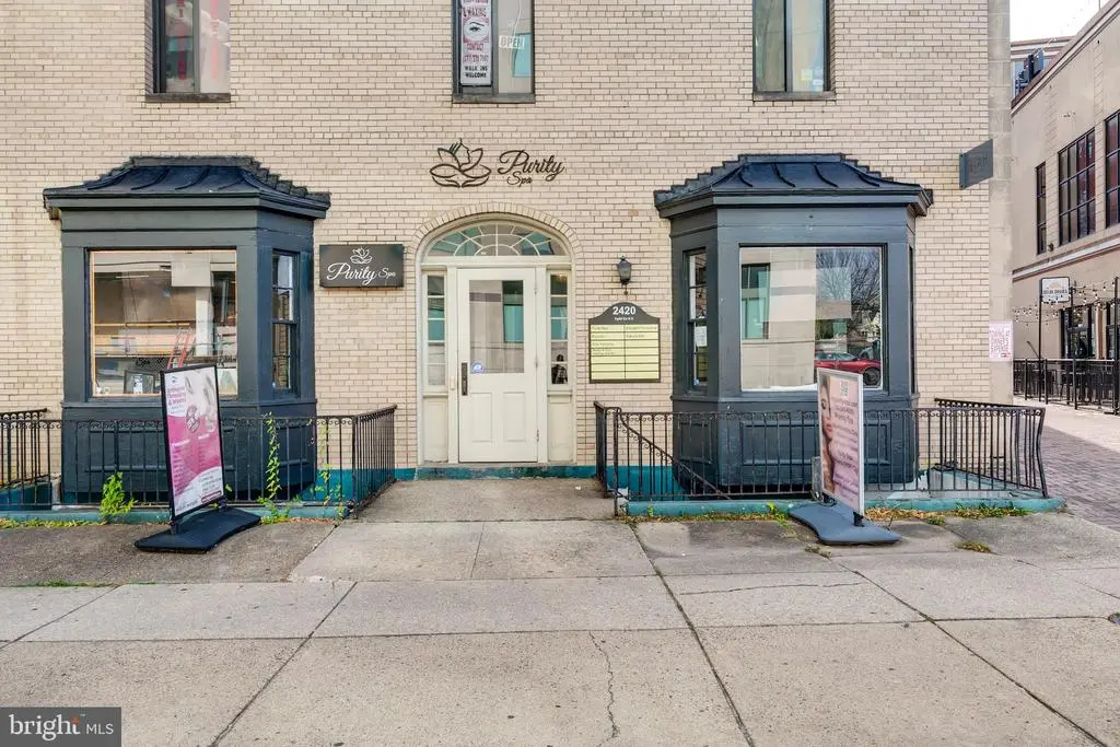 2420 Wilson Blvd, ARLINGTON