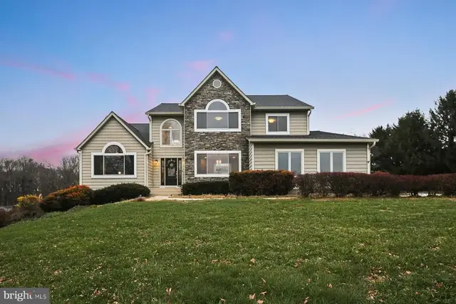 13880 Kennard Dr, Glenelg