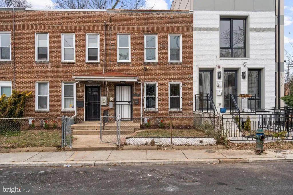 1848 Capitol Ave Ne, Washington