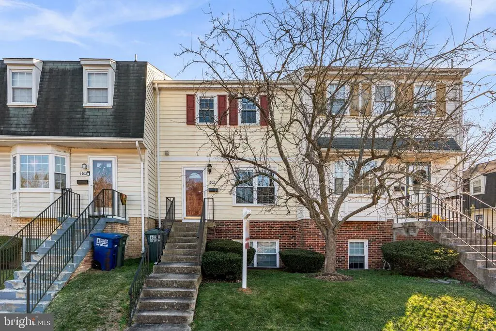 1705 Hart Ct, Crofton